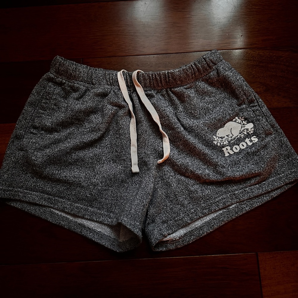 Roots Canada Organic Original Sweatshort in salt and pepper